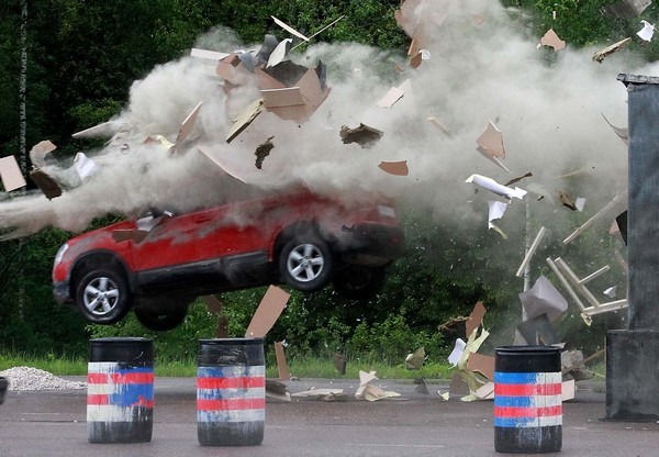 Трюк в фильме "Антикиллер Д.К.: Любовь без памяти"