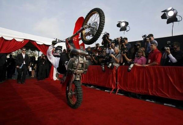 В Лос-Анжелесе прошла церемония вручения наград лучшим каскадерам.