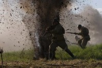 Работа под взрывом. Фото из архива Александра Баранова.